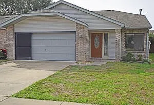 Great Niceville Location - Close to Base, College and Schools — Photo 1