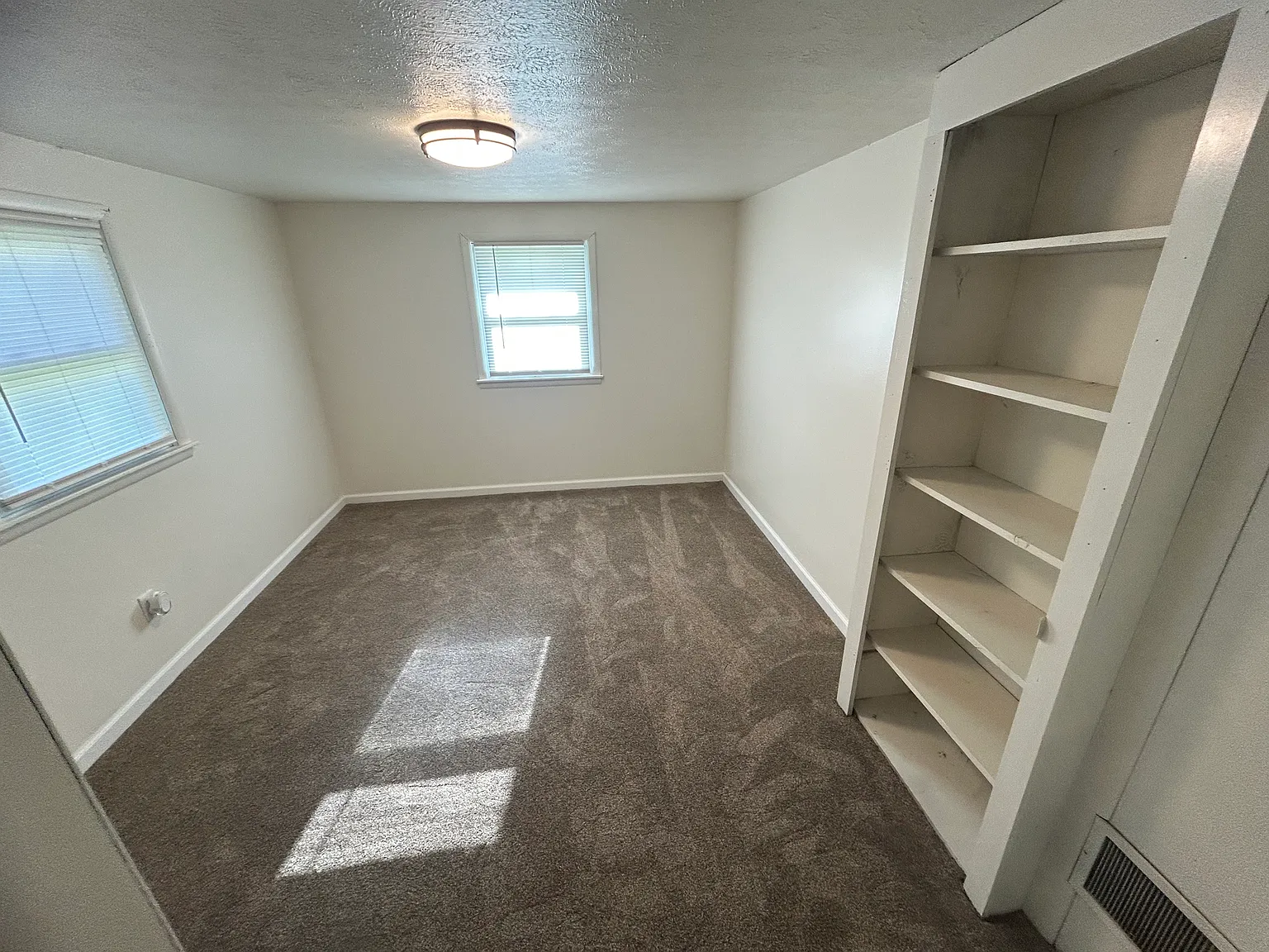 1 bed, 500 sqft, $750 — Photo 4