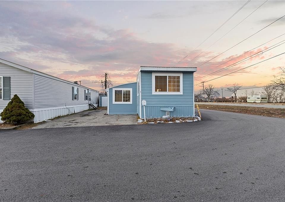 1st image of 1 East Dr