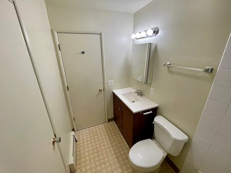 1023 W 26th Ave #302 — Photo 9