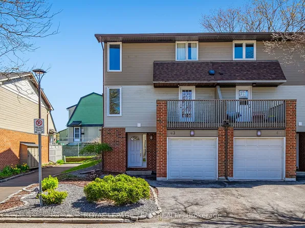 3205 Uplands Dr NE #43, Ottawa, ON K1V 9T4