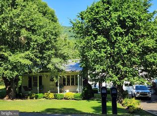 19943 Hares Valley Rd, Mapleton Depot, PA 17052