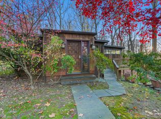 22 Cricket Ln, Weston, CT 06883