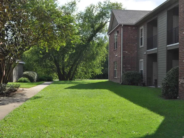 7300 Burbank Dr APT 23, Baton Rouge, LA 70820