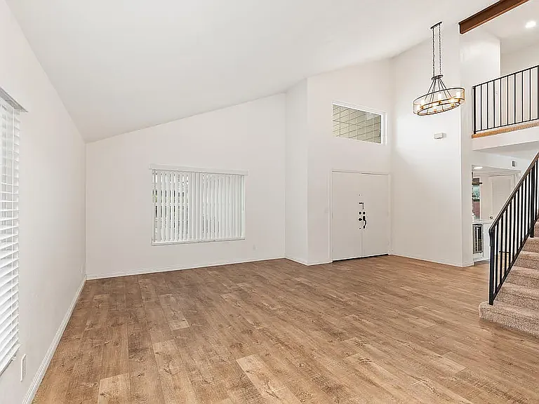 7898 Hemphill Dr — Photo 20