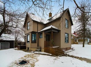 136 W Main St, Mishicot, WI 54228