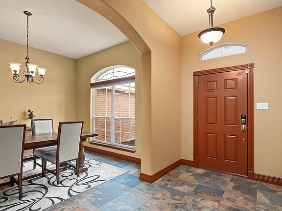 5th image of 2206 Brittway Ln