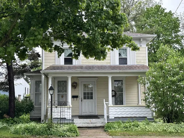 149 Lewis STREET, Burlington, WI 53105