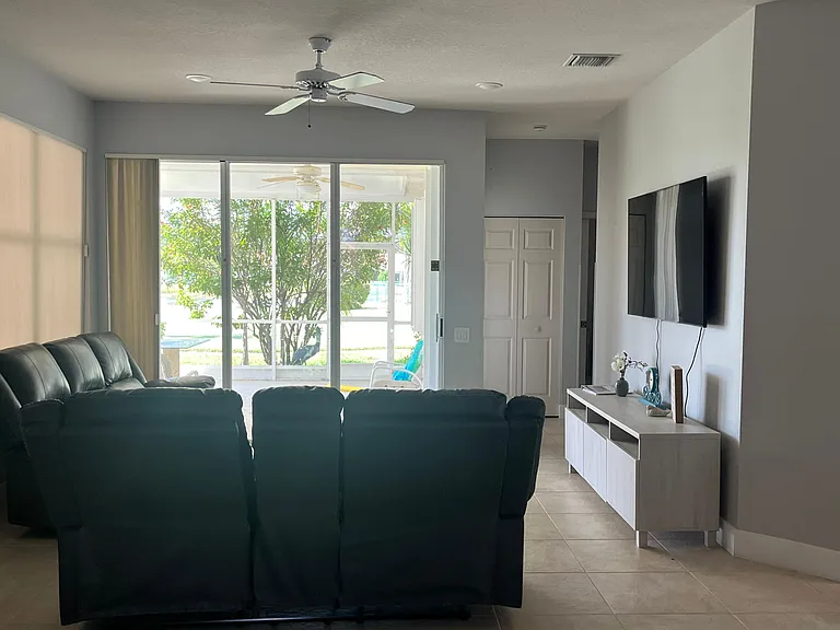 4863 Orange Tree Pl — Photo 8