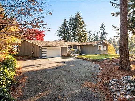 2nd image of 11915 136th Avenue E