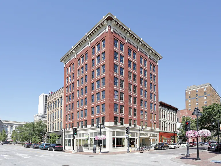 Randolph Apartments — Photo 1