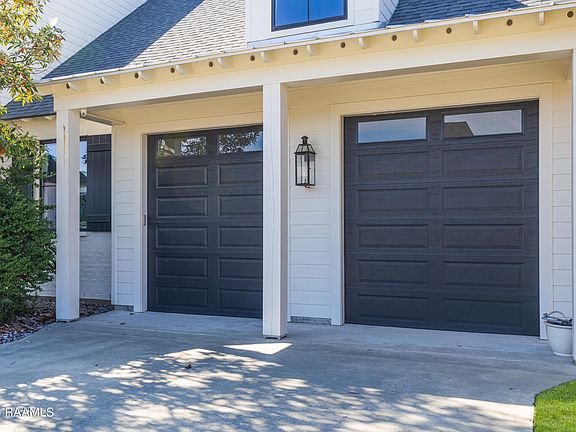 2nd image of 122 Genna Ln