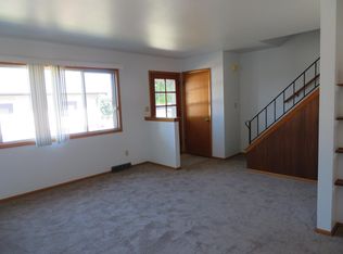 4285 S 20th St, Milwaukee, WI 53221