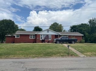 420 N 4th Ave, Purcell, OK 73080