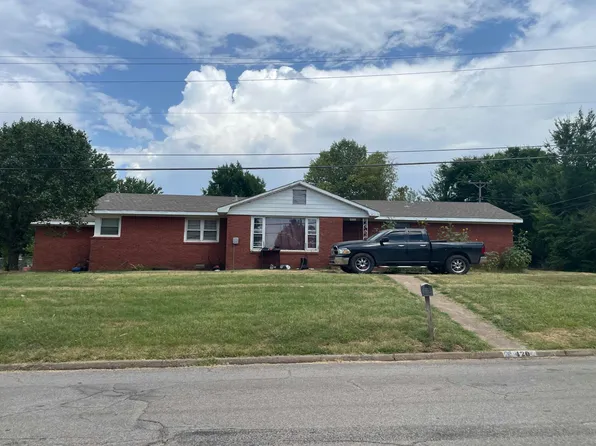 420 N 4th Ave, Purcell, OK 73080