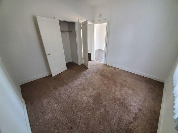 3rd image of 821 El Redondo Ave