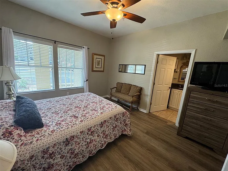 5025 SW 91st Ct #H103 — Photo 11