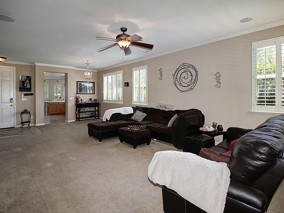 4th image of 5701 La Venta Way