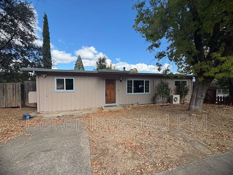 101 Canyon Dr