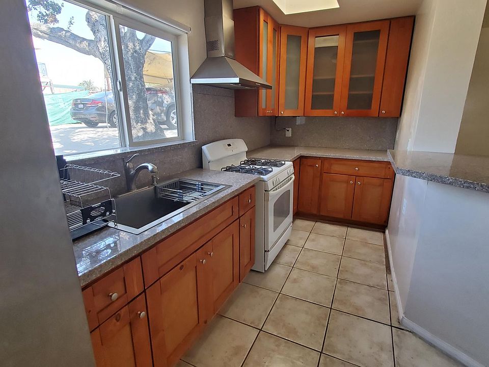 1st image of 332 N Avenue 57 #B
