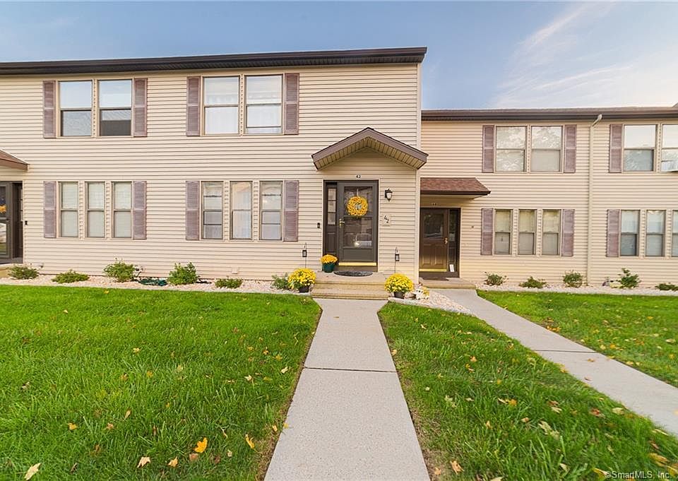 1st image of 42 Barn Finch Circle #42