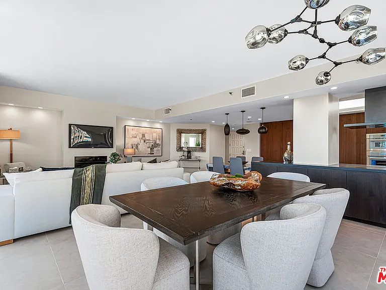 10550 Wilshire Blvd #1204 — Photo 6