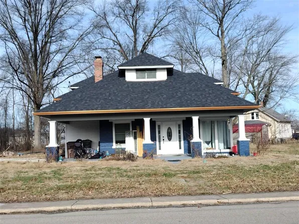 126 Western Ave, Sunman, IN 47041