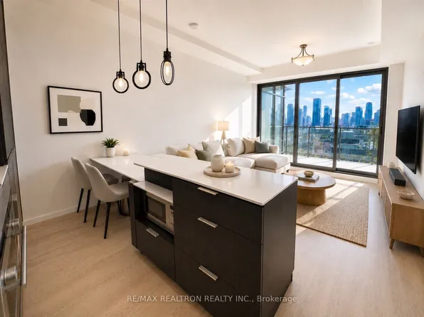 5 Saint Joseph St #2001, Toronto, ON M4Y 0B6