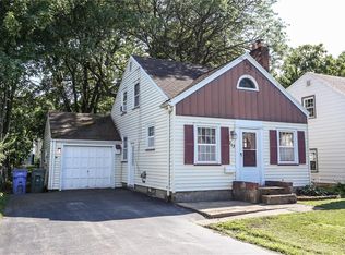 215 Cherry Rd, Rochester, NY 14612