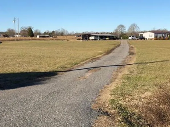 2510 Leonhart Rd, Cherryville, NC 28021