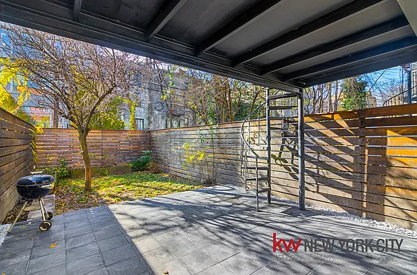 Rented by Keller Williams NYC | media 31