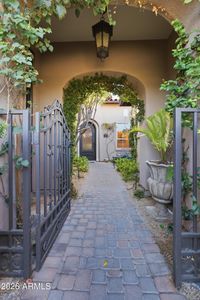 8932 E MOUNTAIN SPRING Road, Scottsdale, AZ, 85255