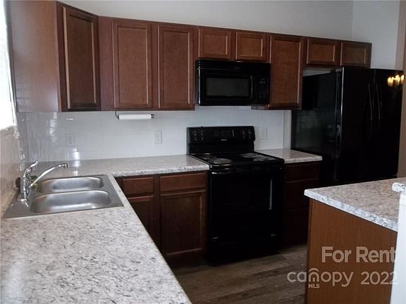2nd image of 116 N Ferncliff Dr