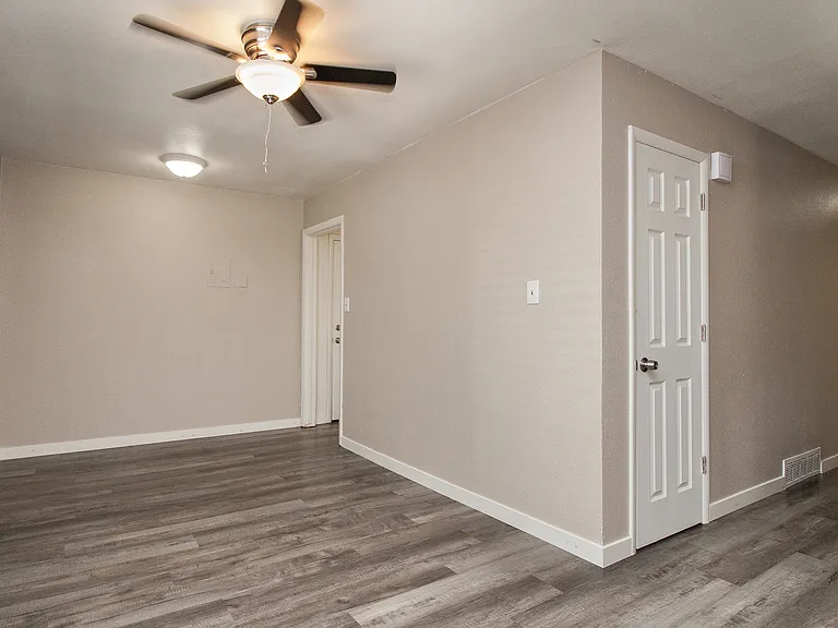 2226 Bison Dr — Photo 7