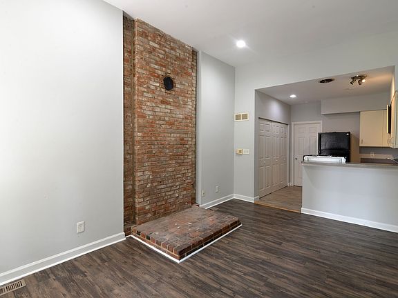 2nd image of 2301-2305 S 10th St #2303-1