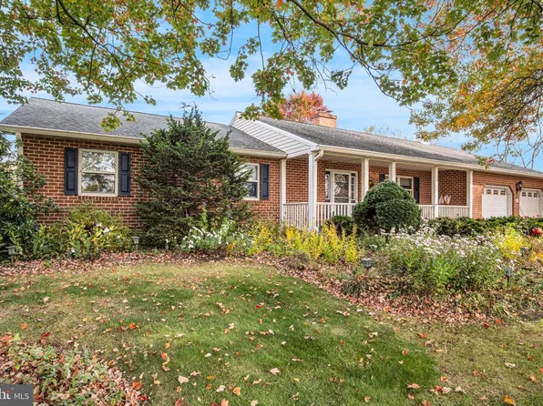 425 Franklin Church Rd, Dillsburg, PA 17019