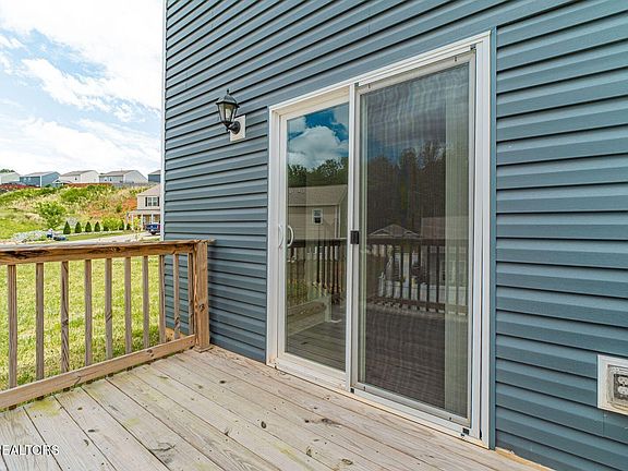 4th image of 3113 Berna Way