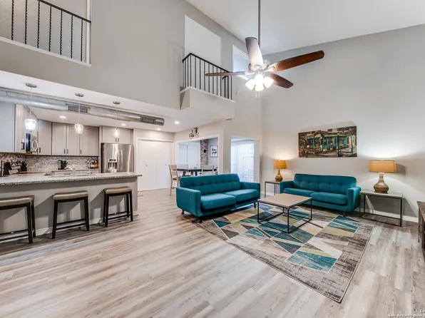 5327 CALLAGHAN RD, San Antonio, TX 78228