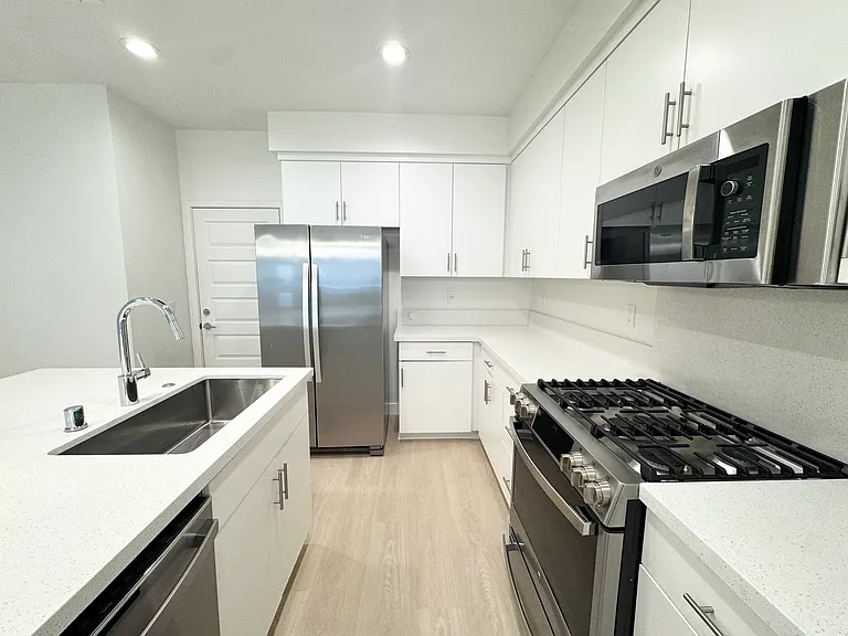 11161 Akarna Ct — Photo 11