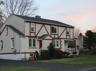 2943 Old Welsh Rd, Willow Grove, PA 19090