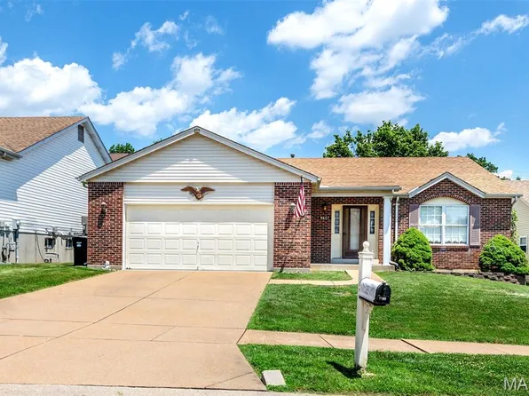 9627 Chamblin Dr, Saint Louis, MO 63123