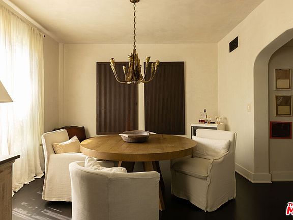 4th image of 1424 N Crescent Heights Blvd Unit 34