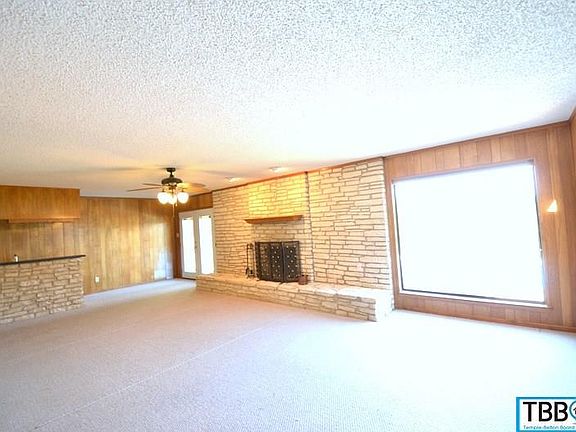 4th image of 13 Vista Dr