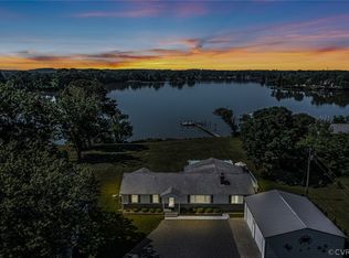 282 Cherry Orchard Ln, Montross, VA 22520