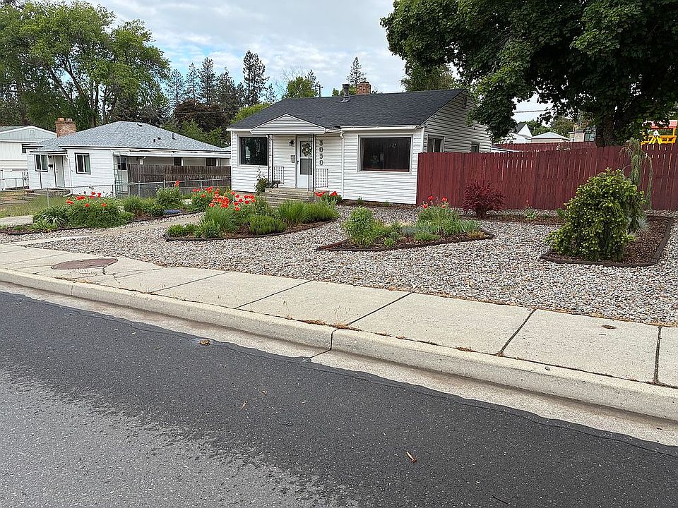 1st image of 3030 W Wellesley Ave