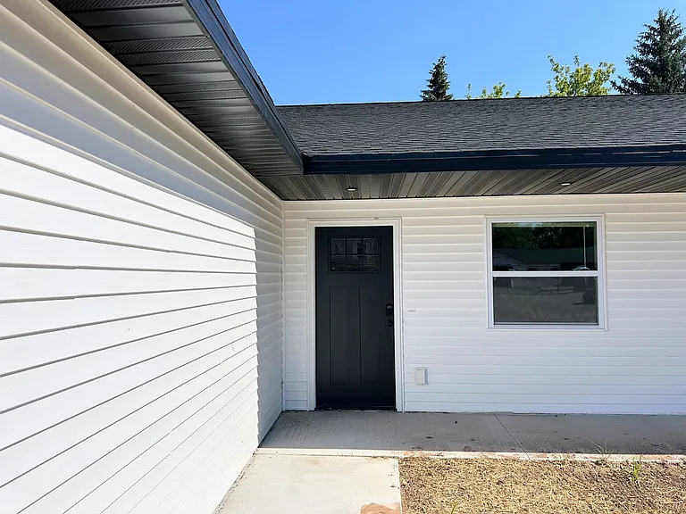 1201-1203 Atrium Ct — Photo 30