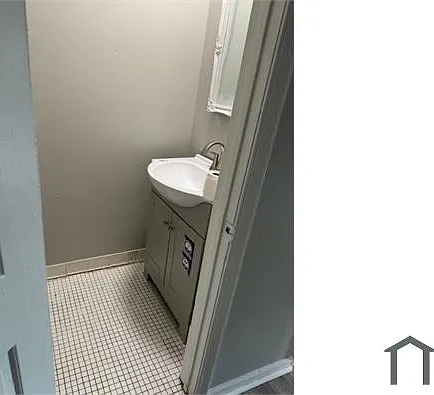 220 Bailiff Ct #C — Photo 10