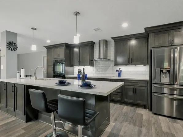 2209 Acacia St, League City, TX 77573