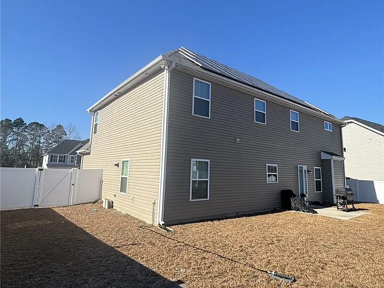 232 Old Montague Way — Photo 2