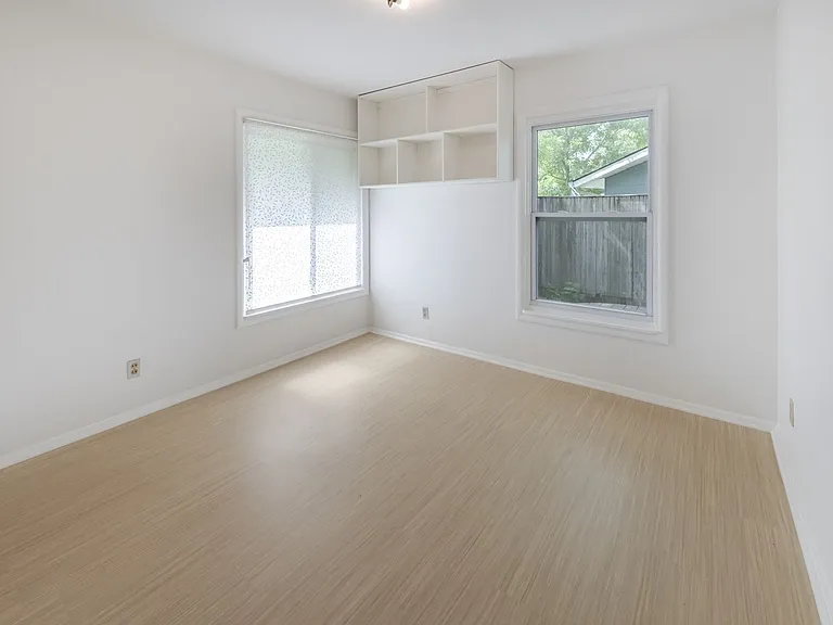 6202 Peggy St — Photo 10